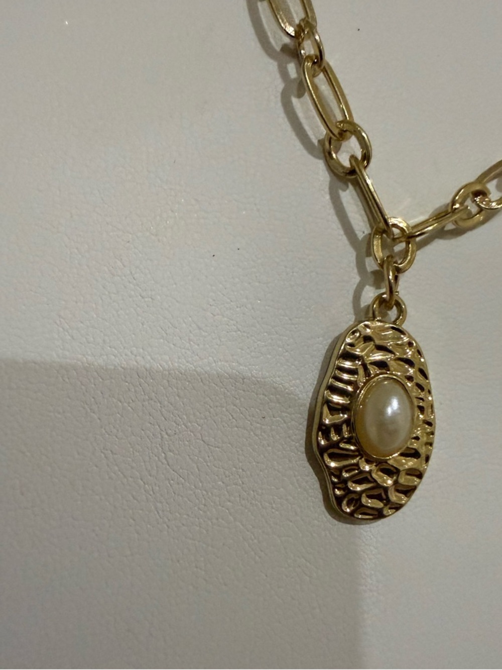 Set of 2 Separate Gold Tone Paperclip Chain Necklaces - Picture 3 of 14